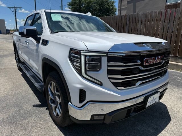 Used 2024 GMC Sierra 1500 SLT w/ SLT Premium Plus Package AWD/4WD image 3