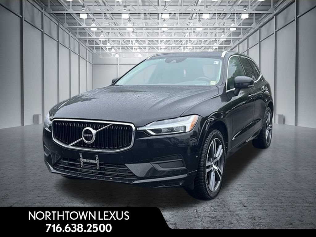 Used 2019 Volvo XC60 T6 Momentum w/ Multimedia Package