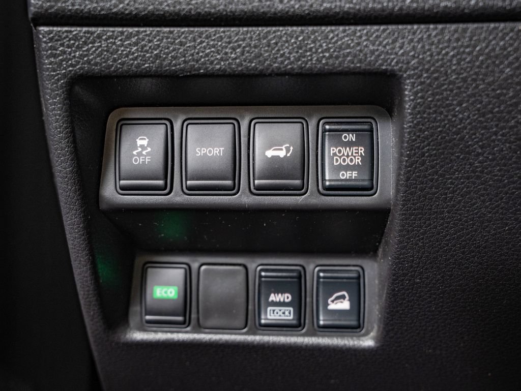 Used 2015 Nissan Rogue SL AWD/4WD image 27