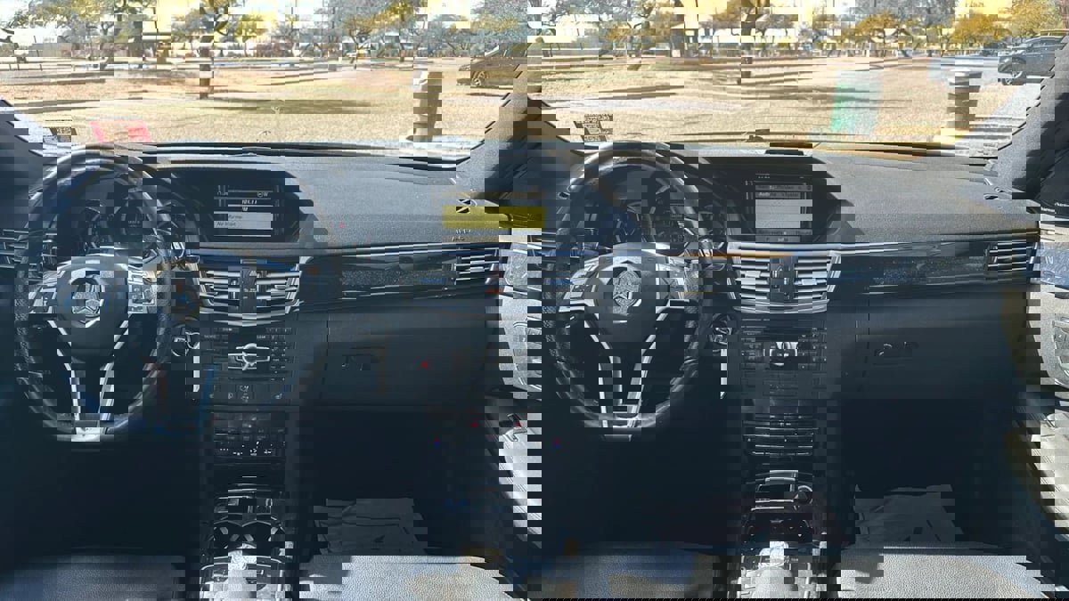 Used 2012 Mercedes-Benz E 350 Sport image 12