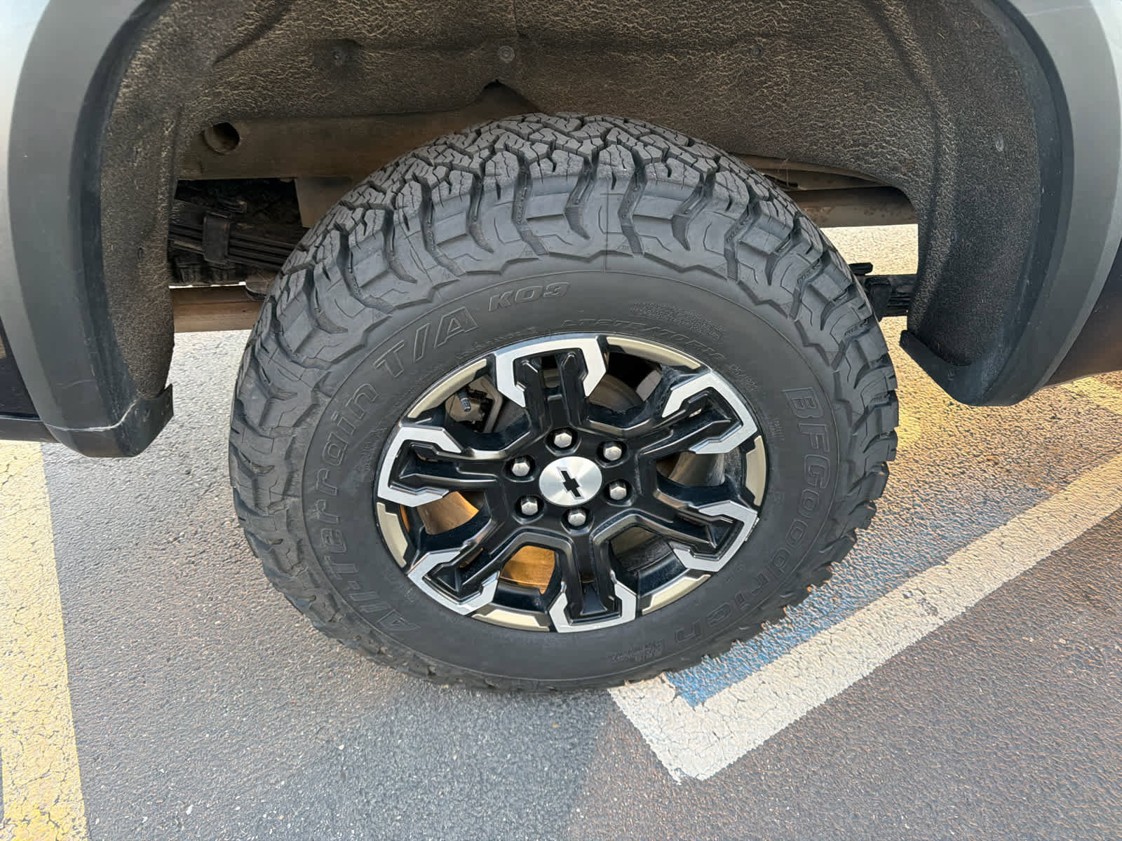 Used 2022 Chevrolet Silverado 1500 ZR2 w/ Technology Package image 9