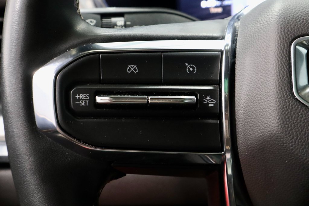 Used 2023 GMC Canyon Denali image 27