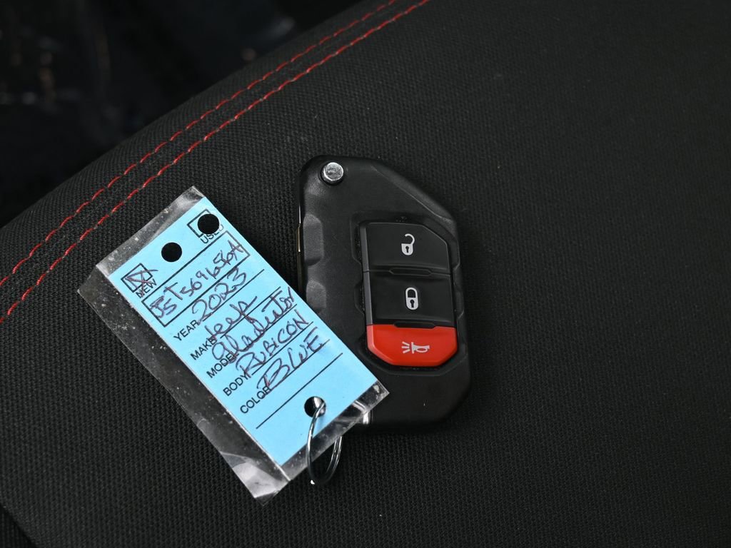 Used 2023 Jeep Gladiator Rubicon w/ Trailer Tow Package image 16