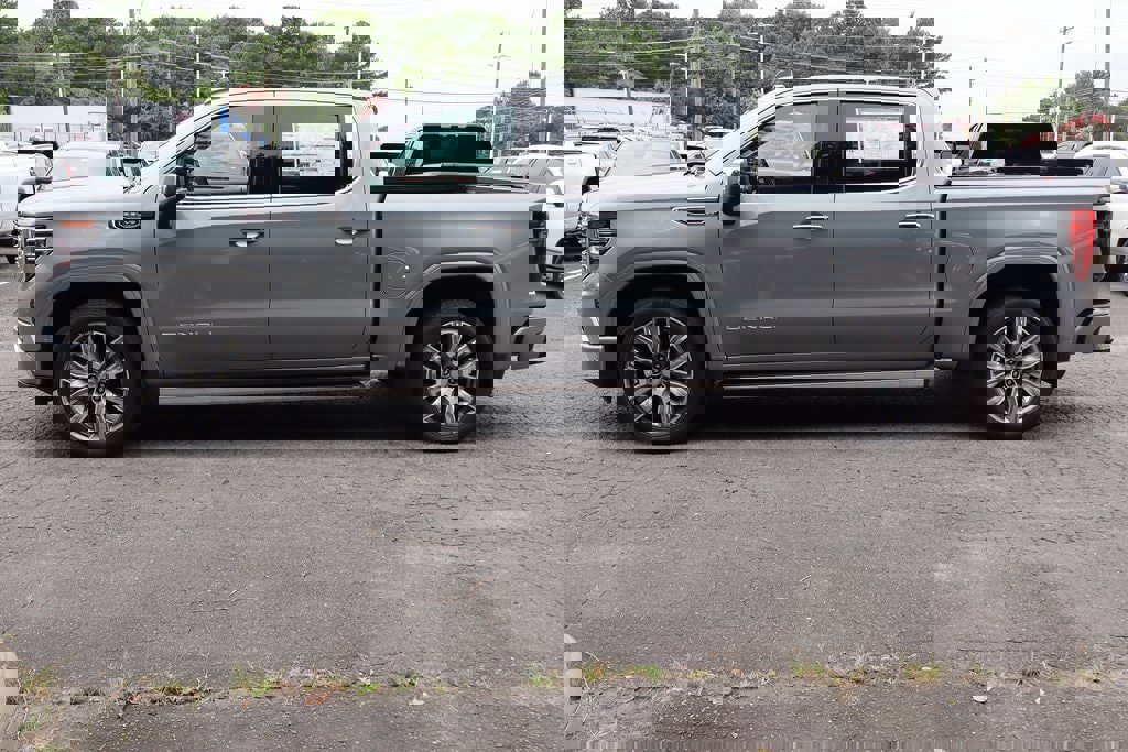 New 2025 GMC Sierra 1500 Denali image 5