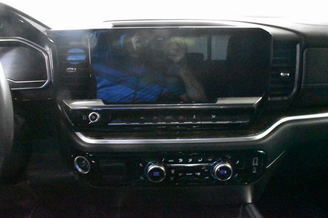 Used 2022 GMC Sierra 1500 Elevation w/ Preferred Package image 20