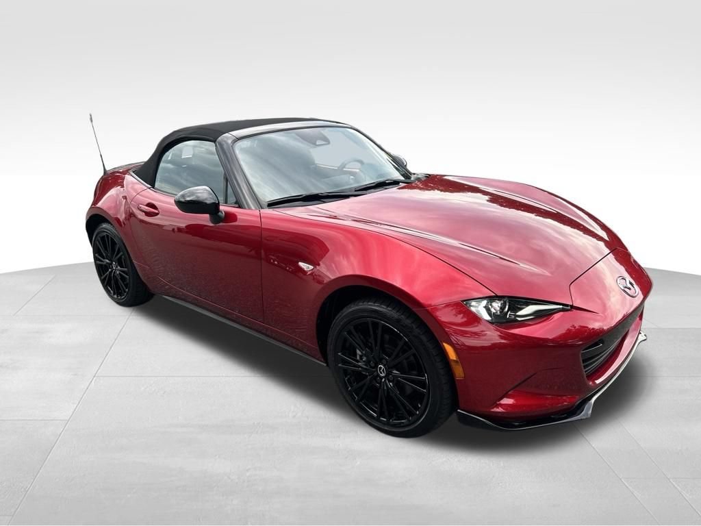 Used 2025 MAZDA MX-5 Miata Club RWD image 8