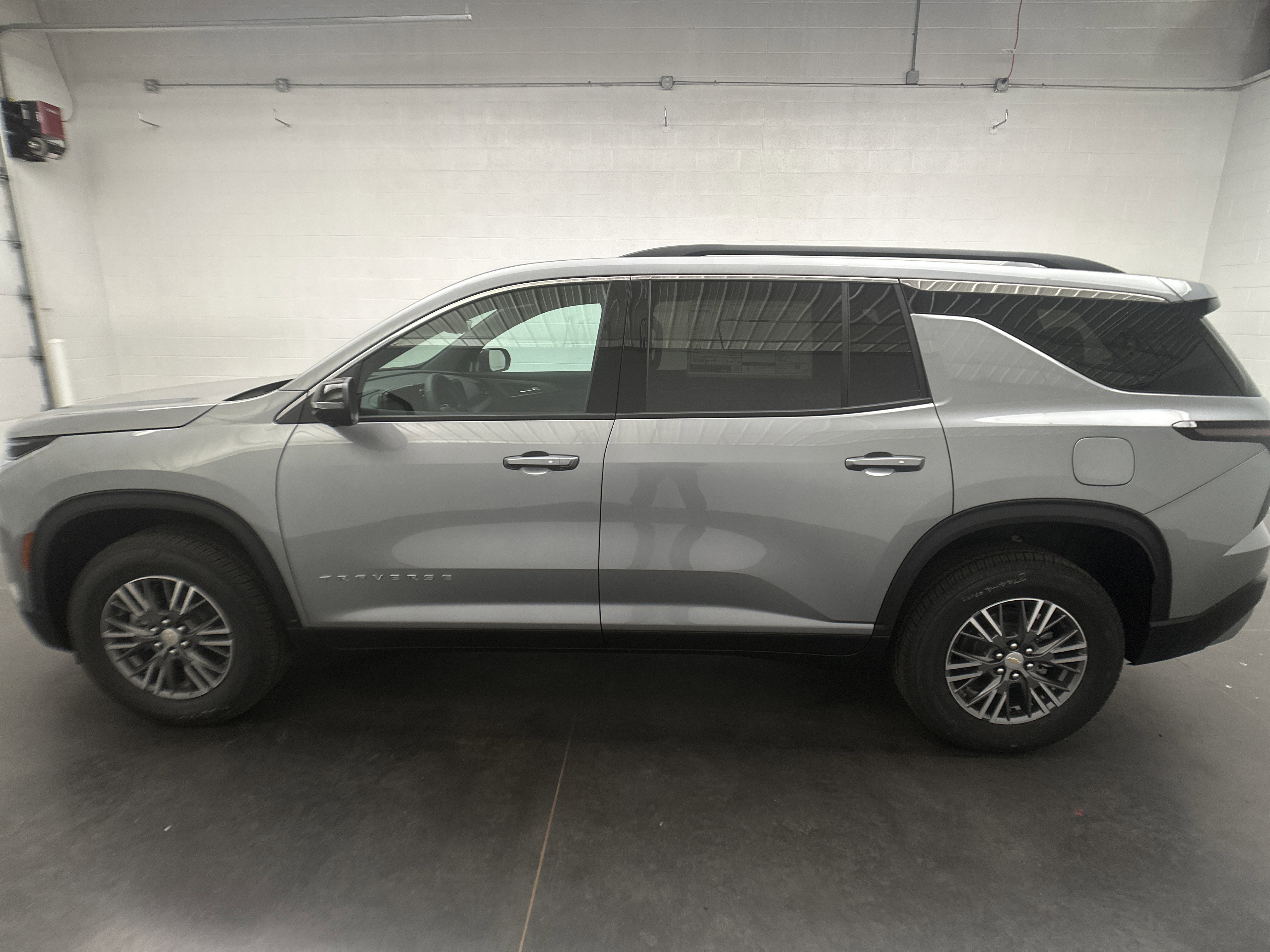 New 2026 Chevrolet Traverse LT w/ Driver Confidence Package image 6