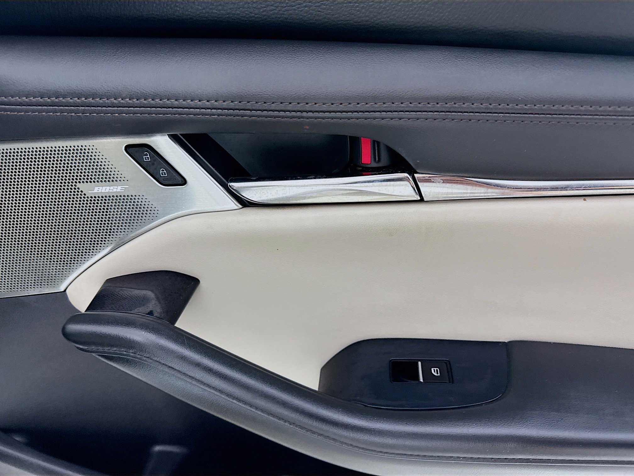 Used 2019 MAZDA MAZDA3 Sedan w/ Preferred Package image 30