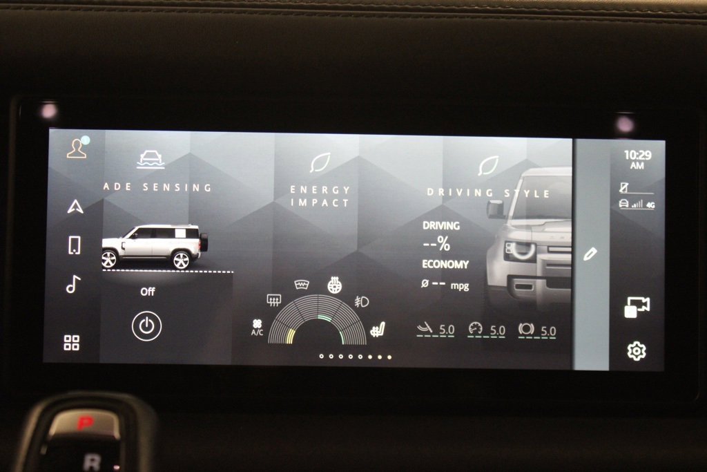 Used 2020 Land Rover Defender 110 X image 27