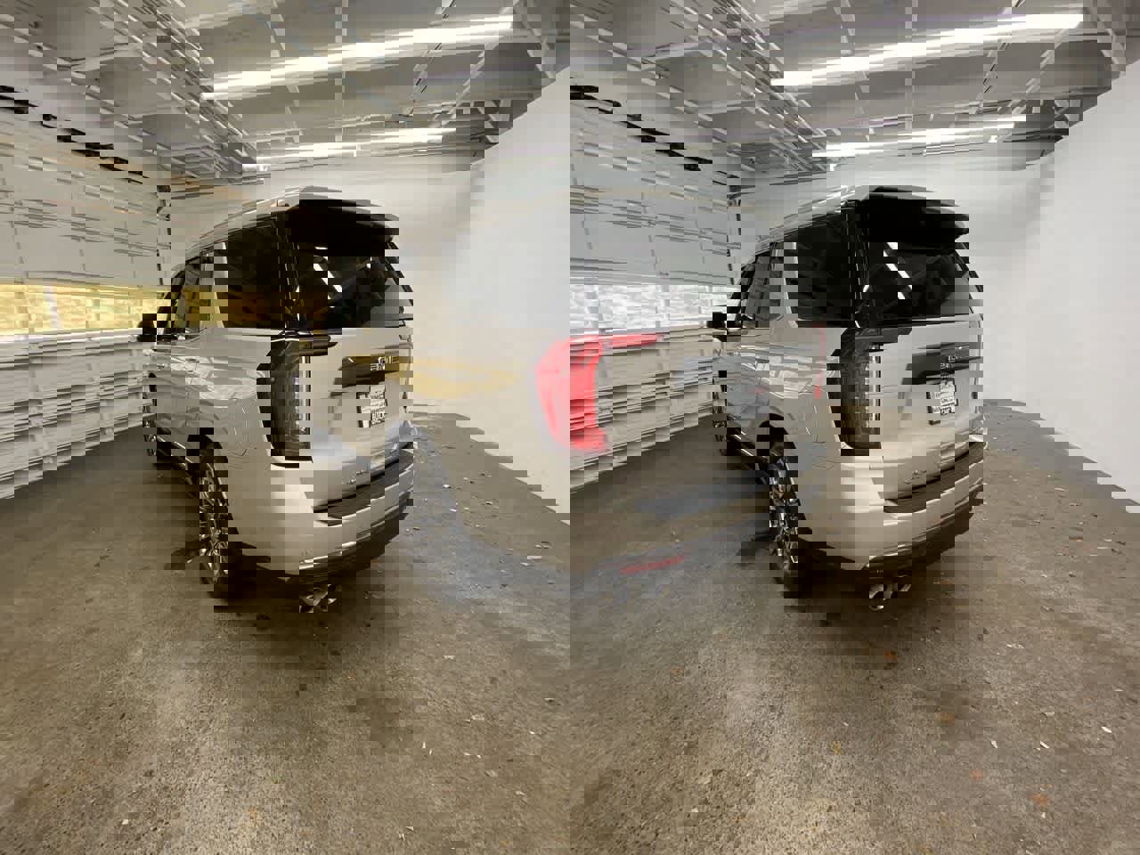 Used 2024 GMC Yukon Denali Ultimate image 4