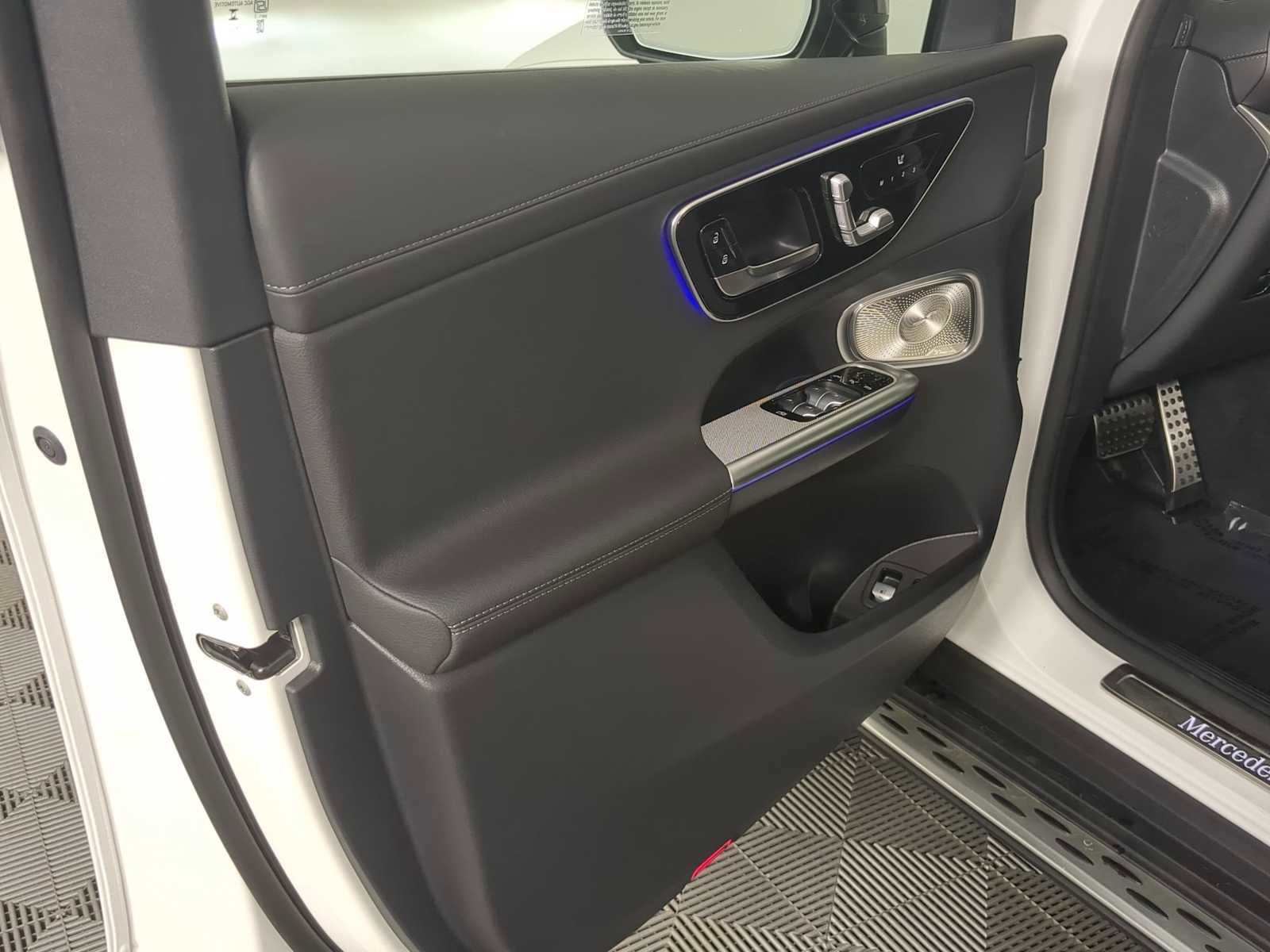 New 2026 Mercedes-Benz GLC 350e 4MATIC image 17