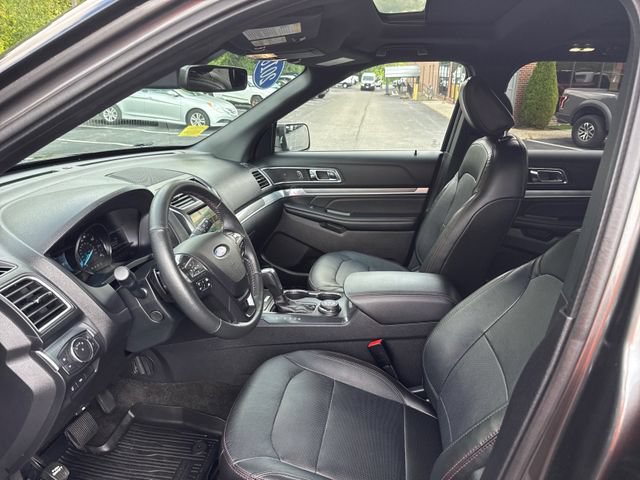 Used 2018 Ford Explorer Sport w/ Equipment Group 401A AWD/4WD image 12