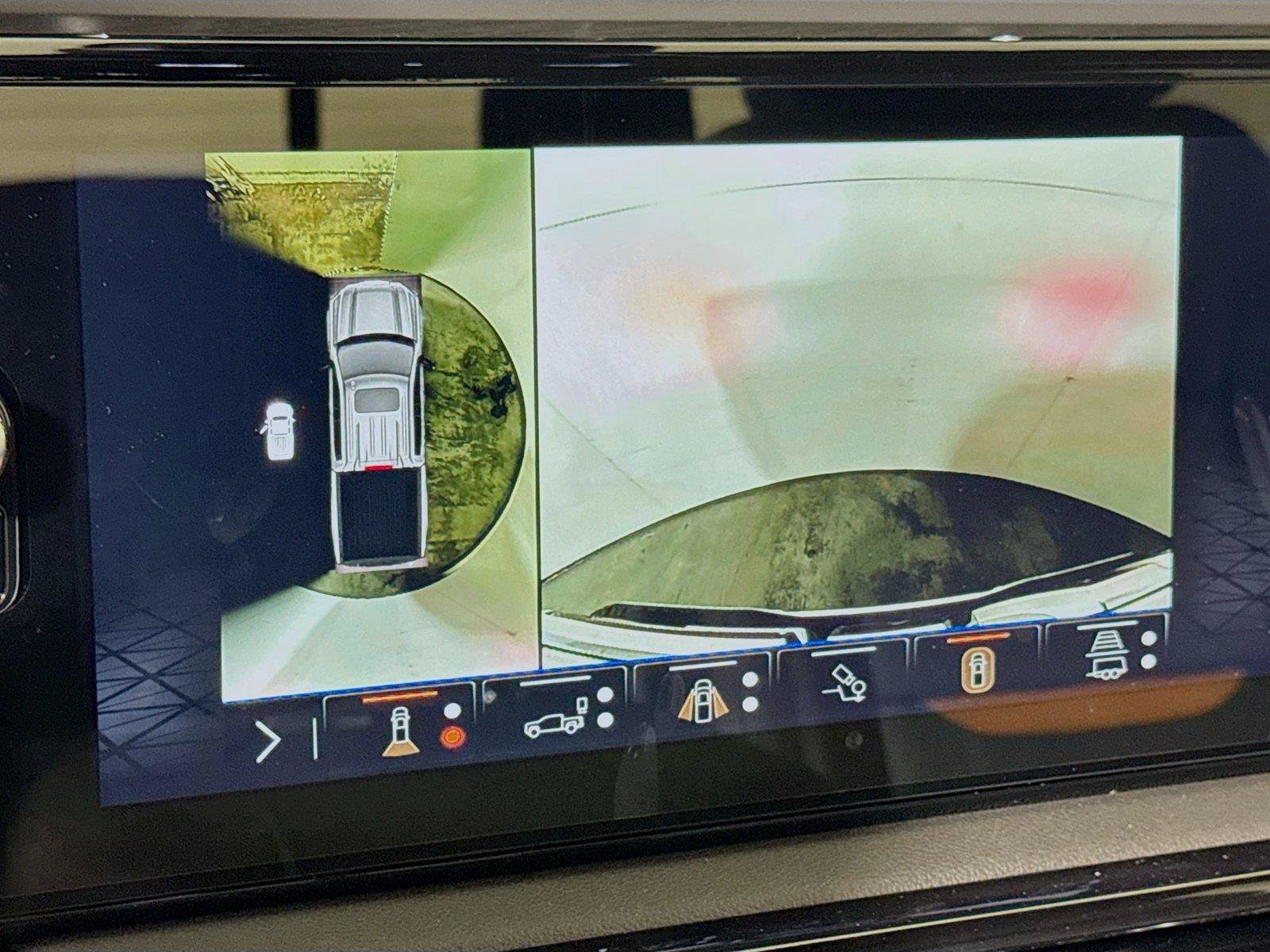 New 2026 GMC Sierra 1500 AT4 w/ AT4 Premium Package AWD/4WD image 9