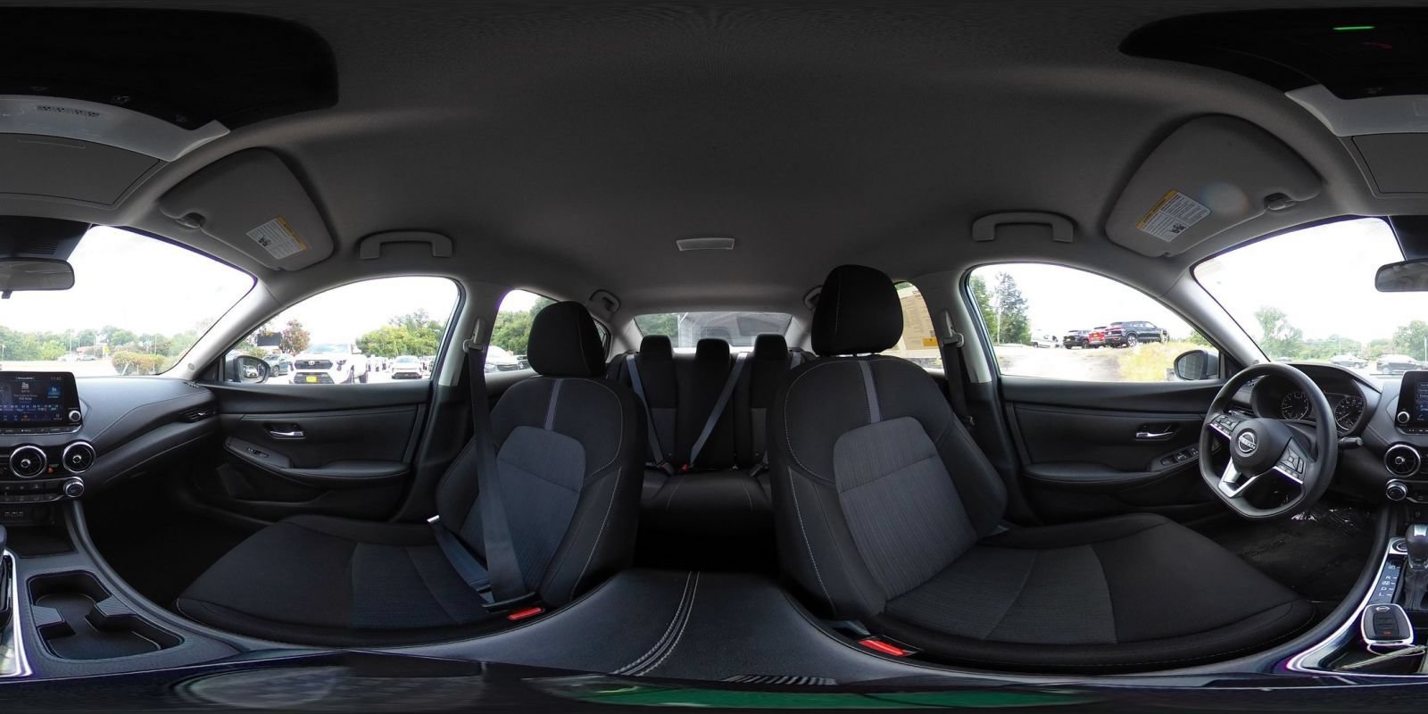 Used 2025 Nissan Sentra SV FWD image 39