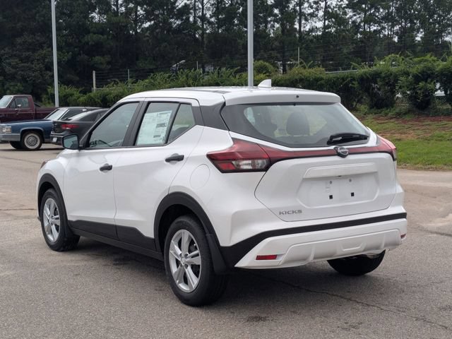 New 2025 Nissan Kicks Play S FWD image 5