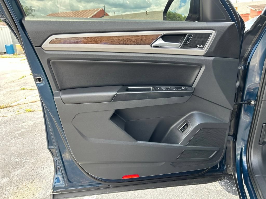 Used 2019 Volkswagen Atlas SEL Premium AWD/4WD image 32