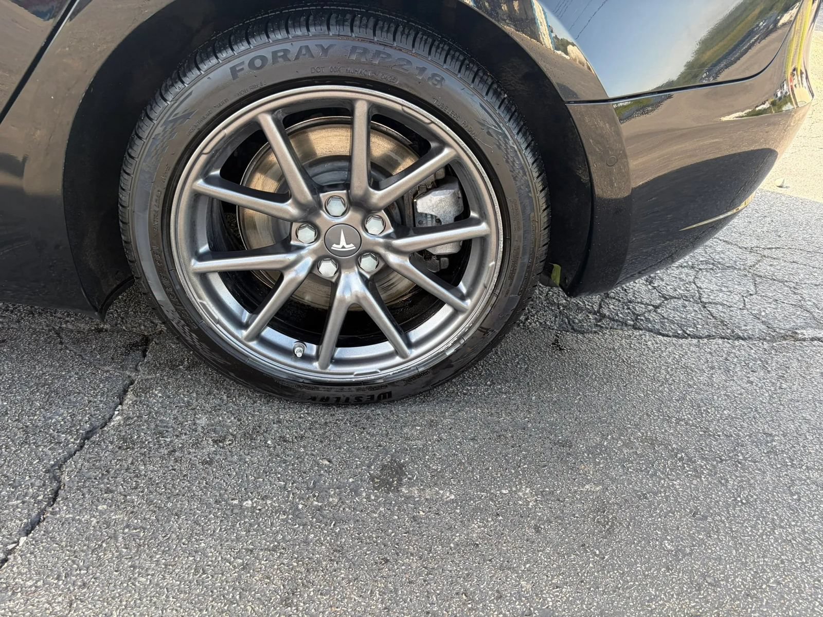 Used 2018 Tesla Model 3 Long Range RWD image 10