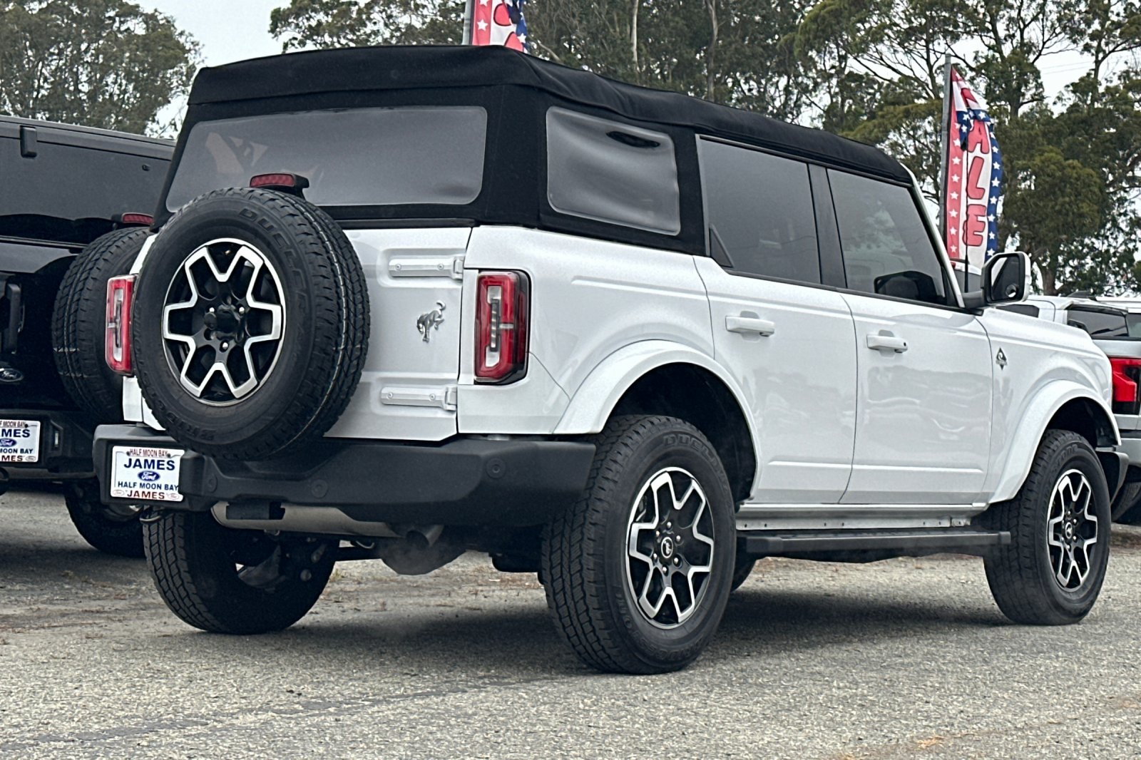 Used 2024 Ford Bronco Outer Banks AWD/4WD image 5