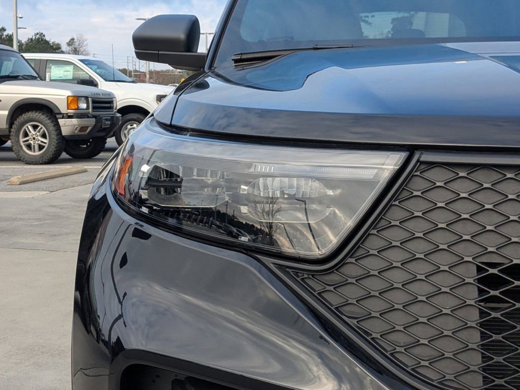 New 2025 Ford Explorer 4WD Police Interceptor image 9