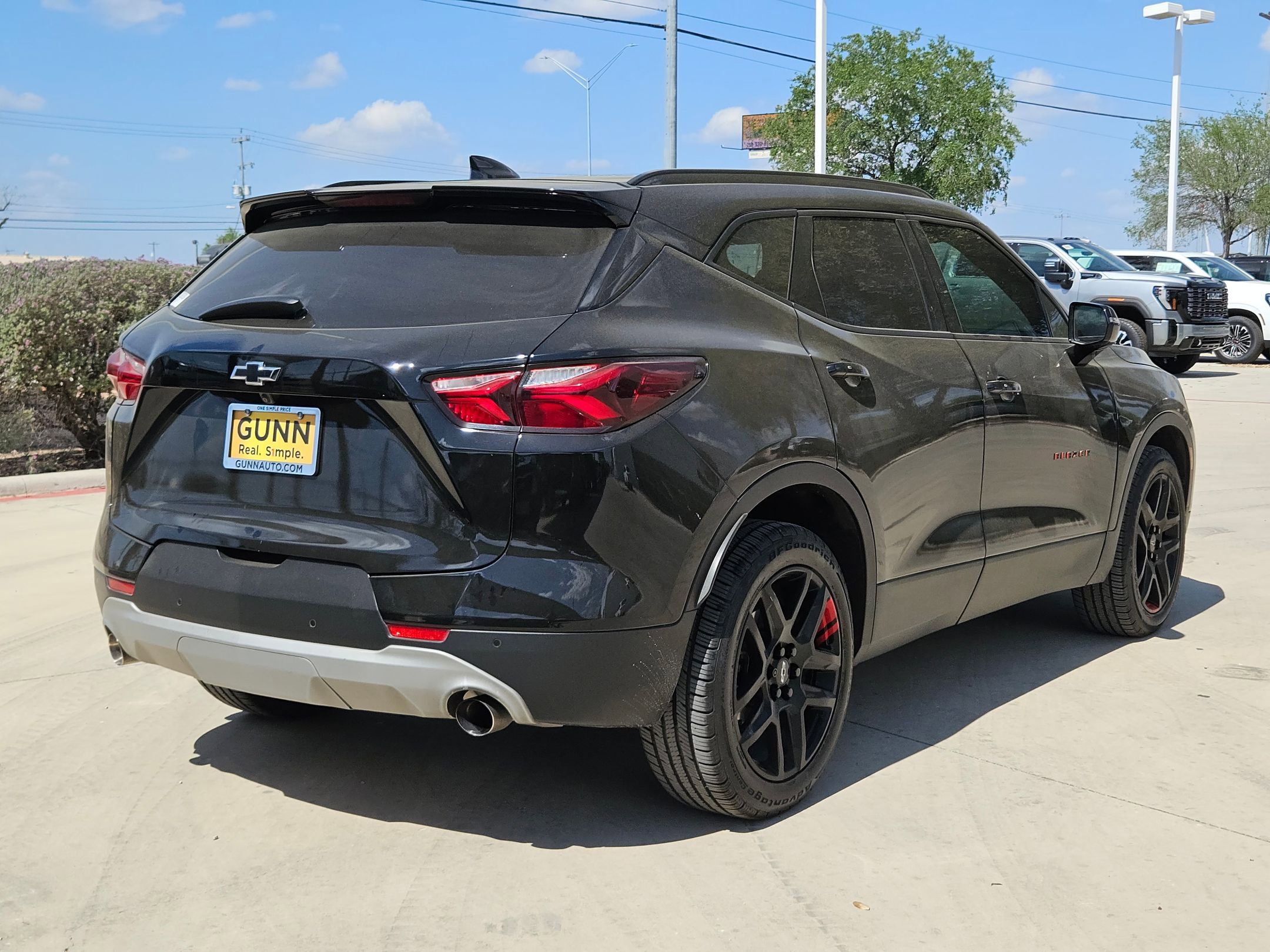 Certified 2020 Chevrolet Blazer LT w/ Redline Edition image 3