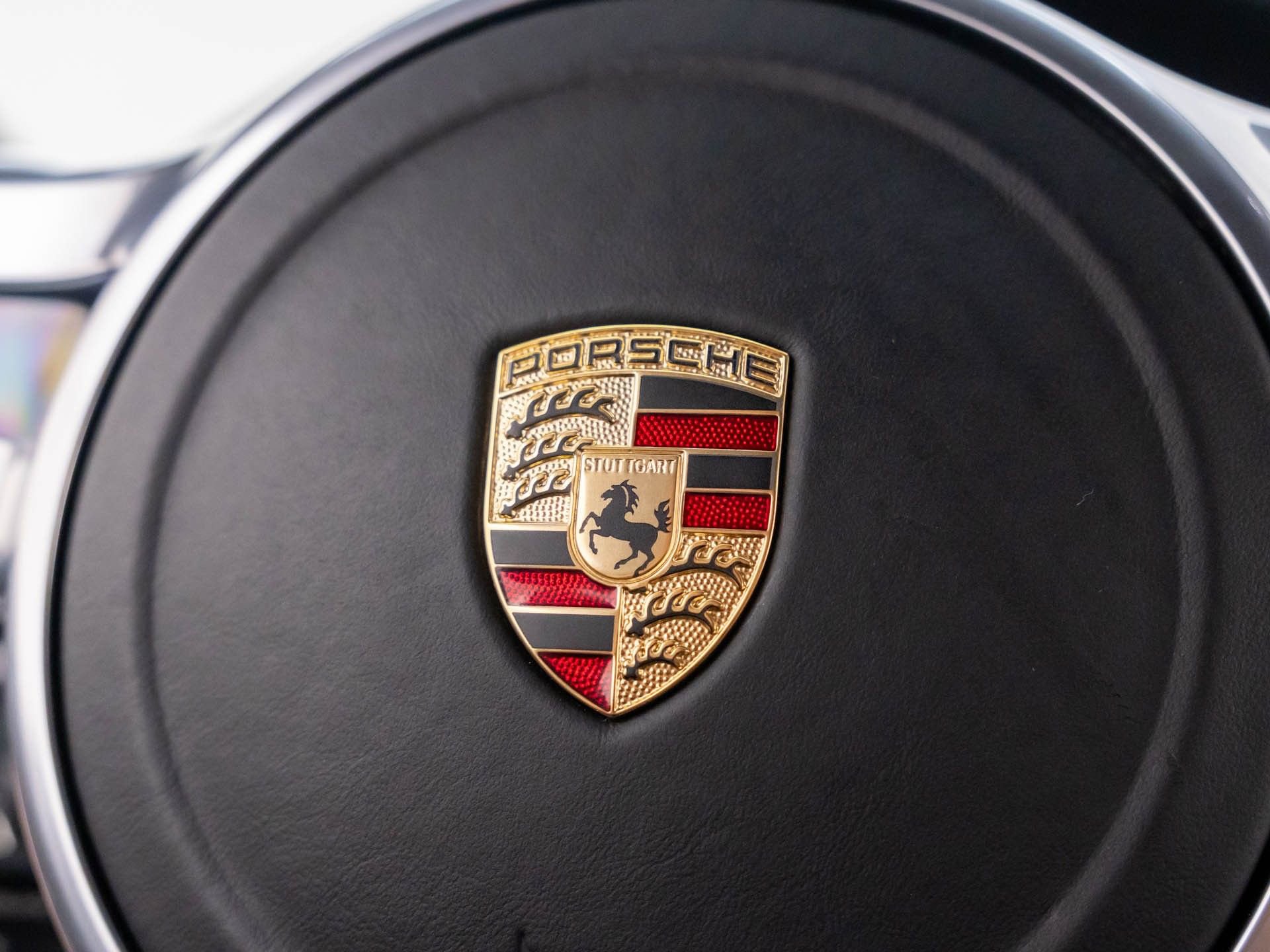 Used 2014 Porsche 911 GT3 w/ Carbon Interior Package RWD image 25