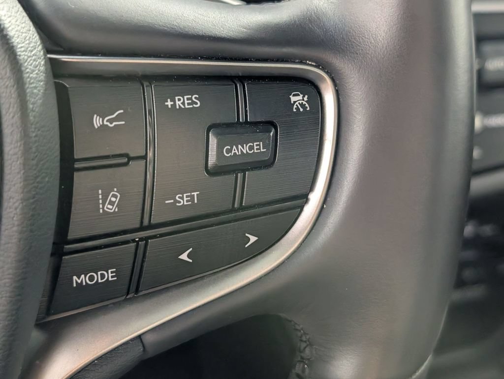 Used 2022 Lexus ES 300h Ultra Luxury w/ Protection Package (P3) FWD image 17