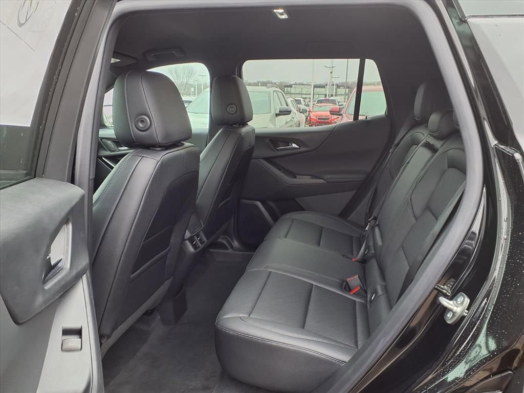 New 2026 Chevrolet Equinox LT image 9