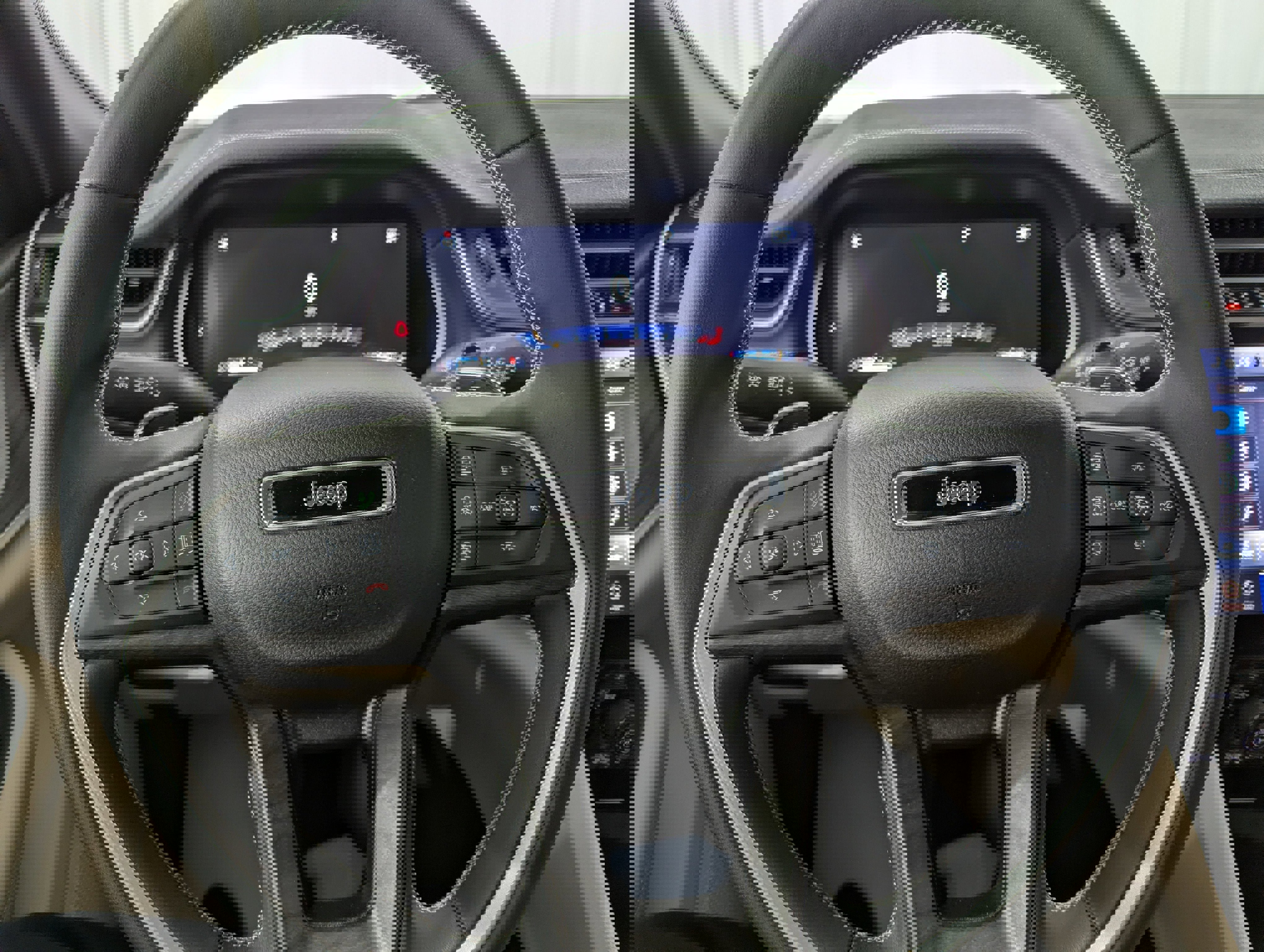 Used 2024 Jeep Grand Cherokee Limited image 19