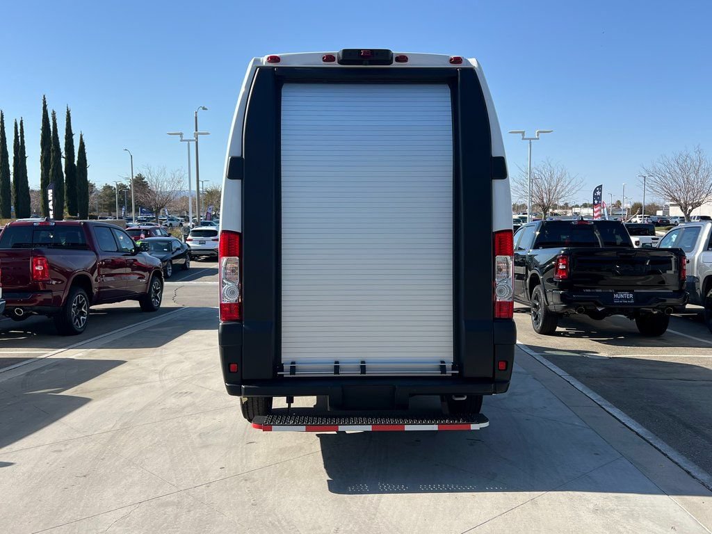 New 2024 RAM ProMaster 3500 w/ Delivery Van Package FWD image 4