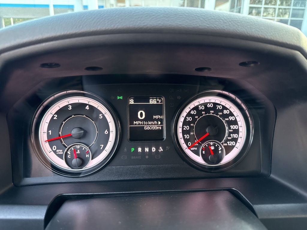 Used 2020 RAM 1500 Classic SLT image 25