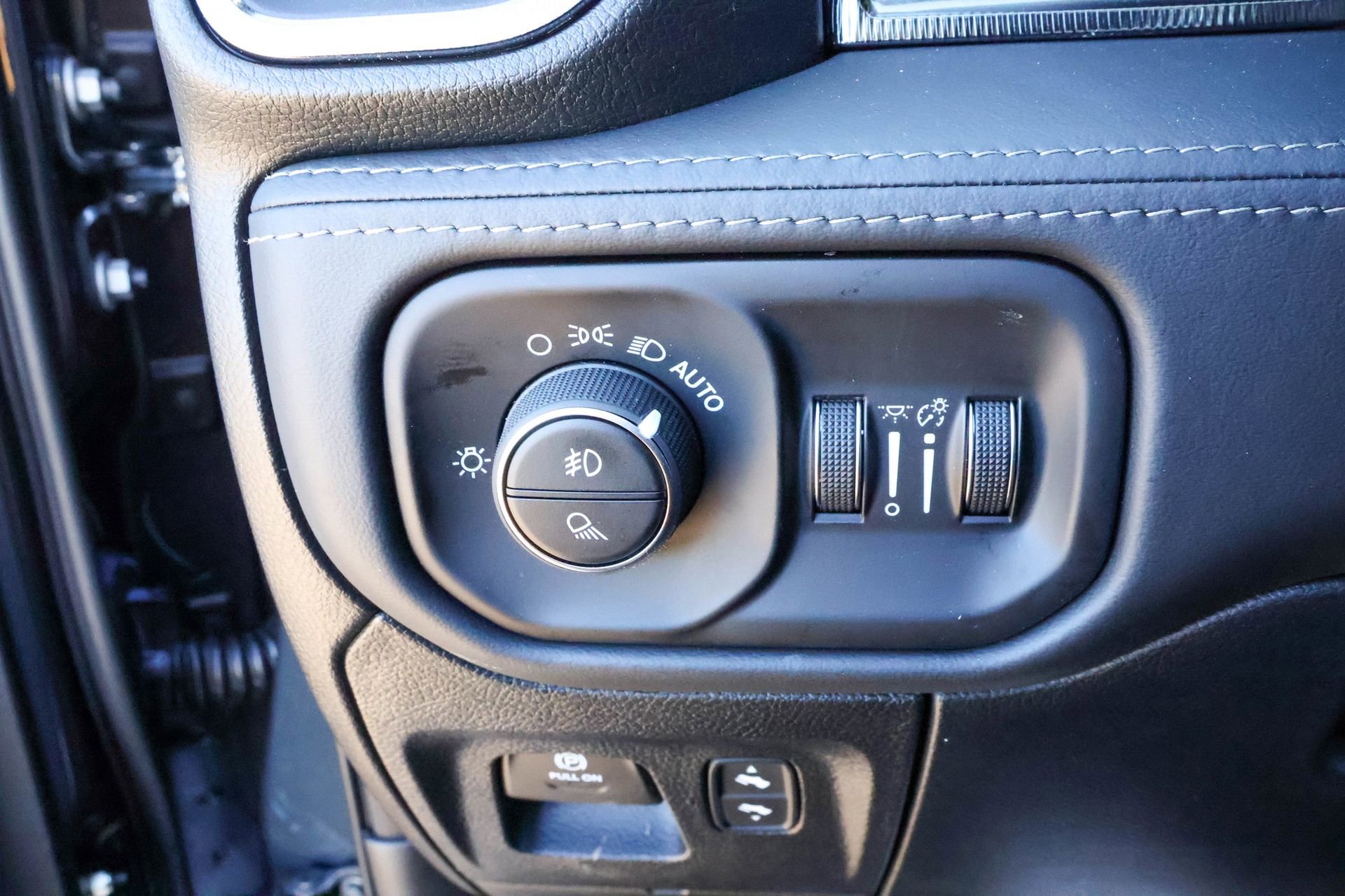 New 2026 RAM 1500 RHO w/ RHO Level 1 Equipment Group image 35