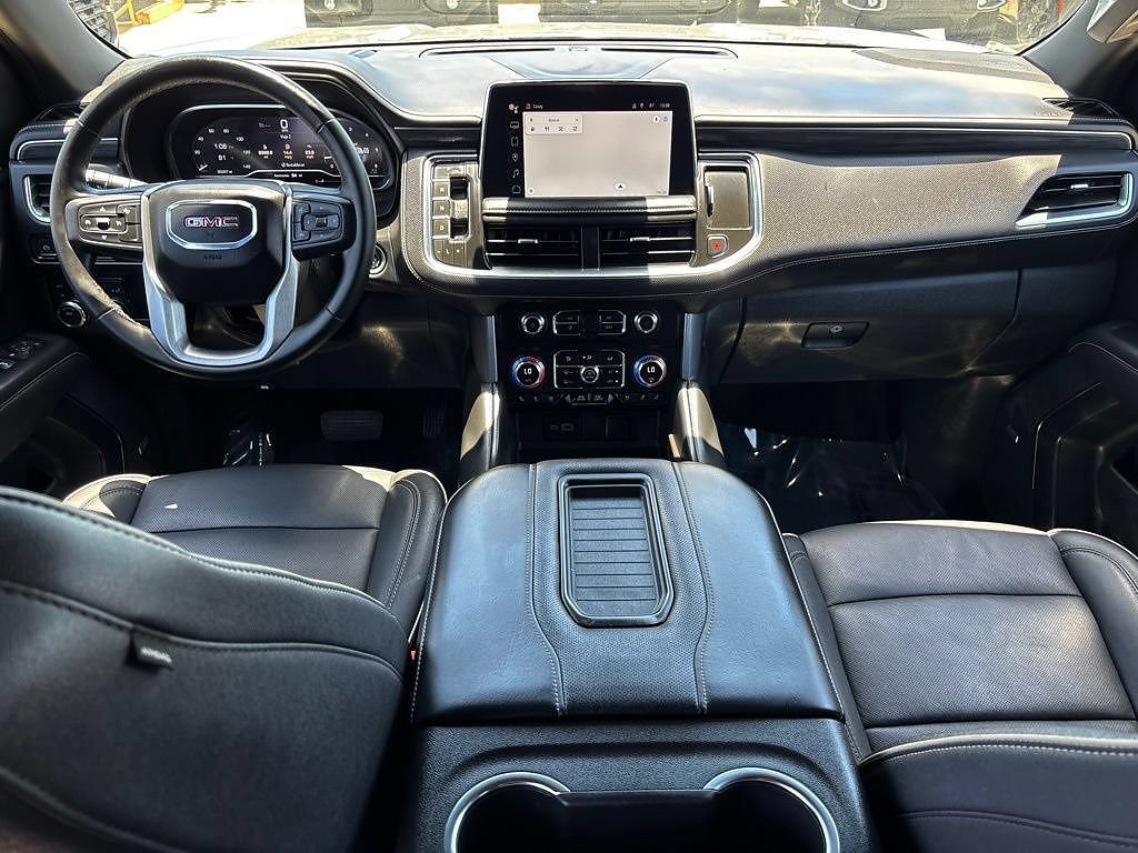 Used 2024 GMC Yukon SLT AWD/4WD image 24