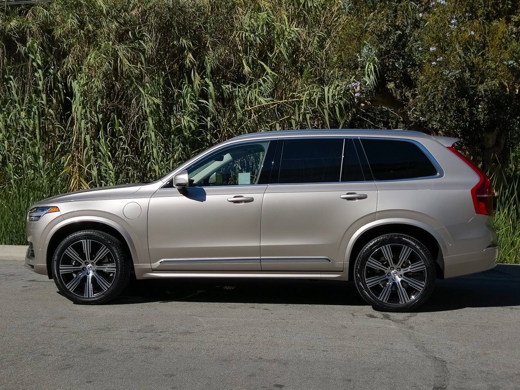 Used 2025 Volvo XC90 T8 Ultra w/ Protection Package Premier image 27
