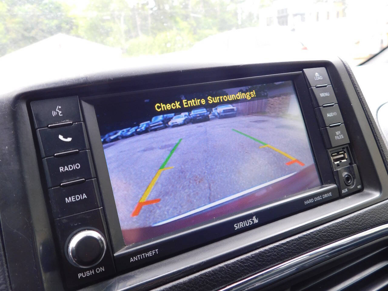 Used 2018 Dodge Grand Caravan SXT FWD image 32