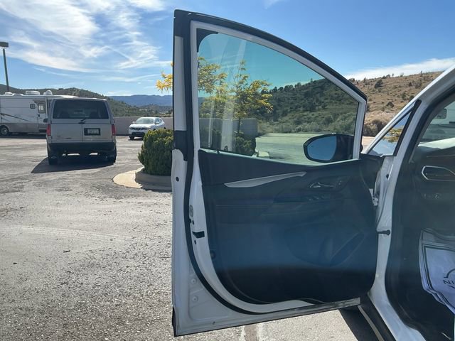 Used 2023 Chevrolet Bolt LT FWD image 18