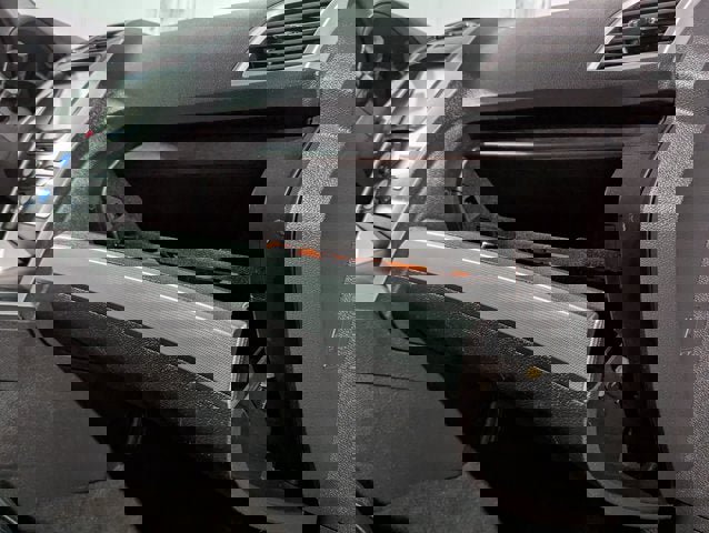 Used 2015 Ford Explorer XLT w/ Equipment Group 202B image 23