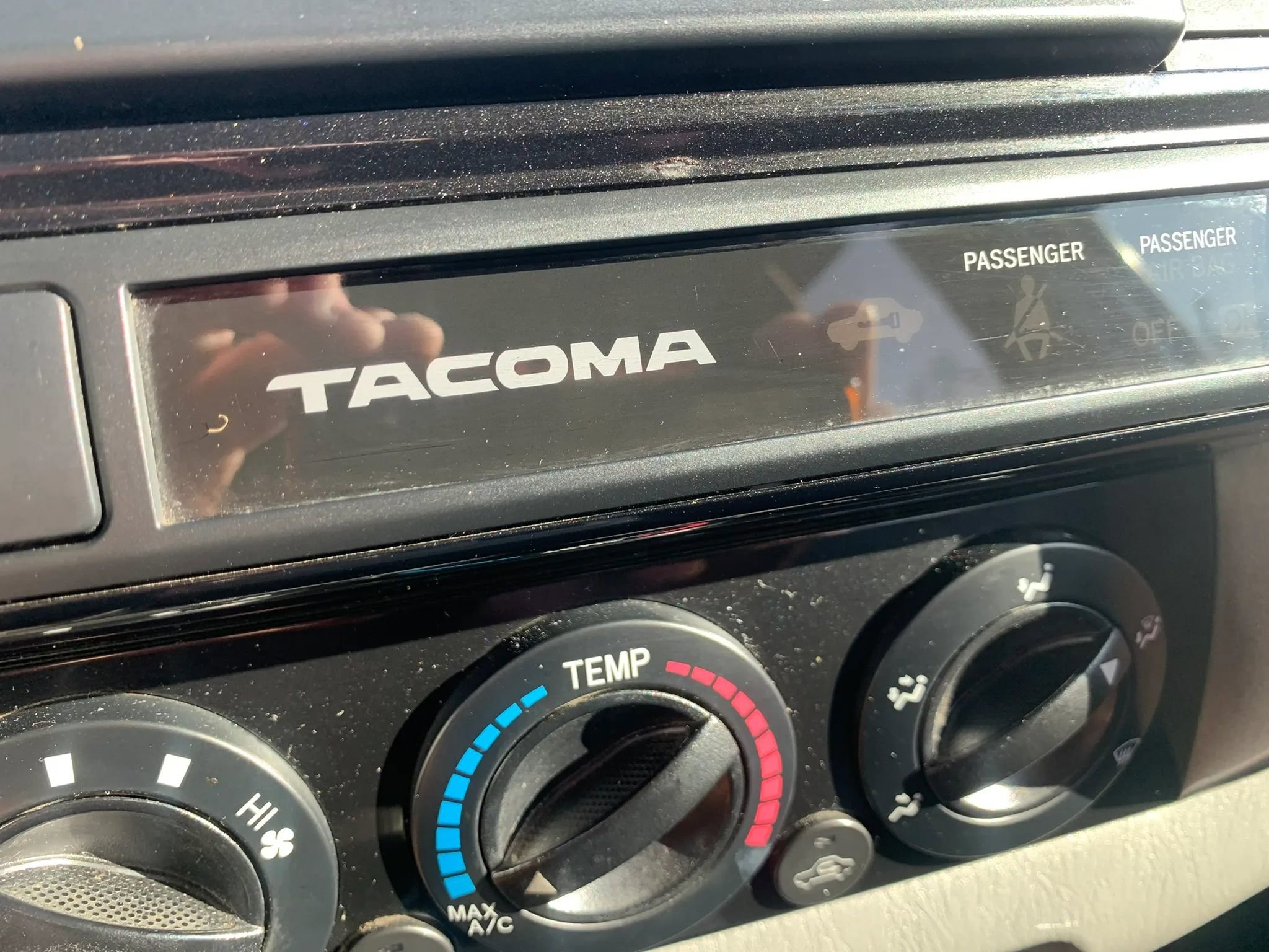 Used 2015 Toyota Tacoma PreRunner w/ SR5 Package RWD image 24
