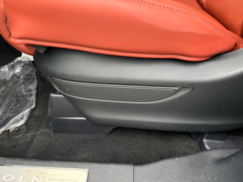 New 2025 Lincoln Aviator Reserve w/ Equipment Group 201A image 19