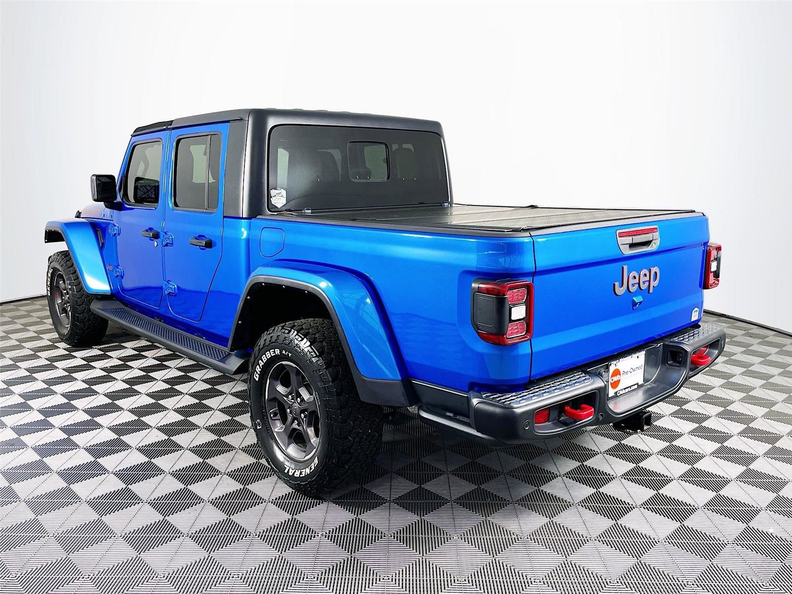 Used 2021 Jeep Gladiator Rubicon AWD/4WD image 6
