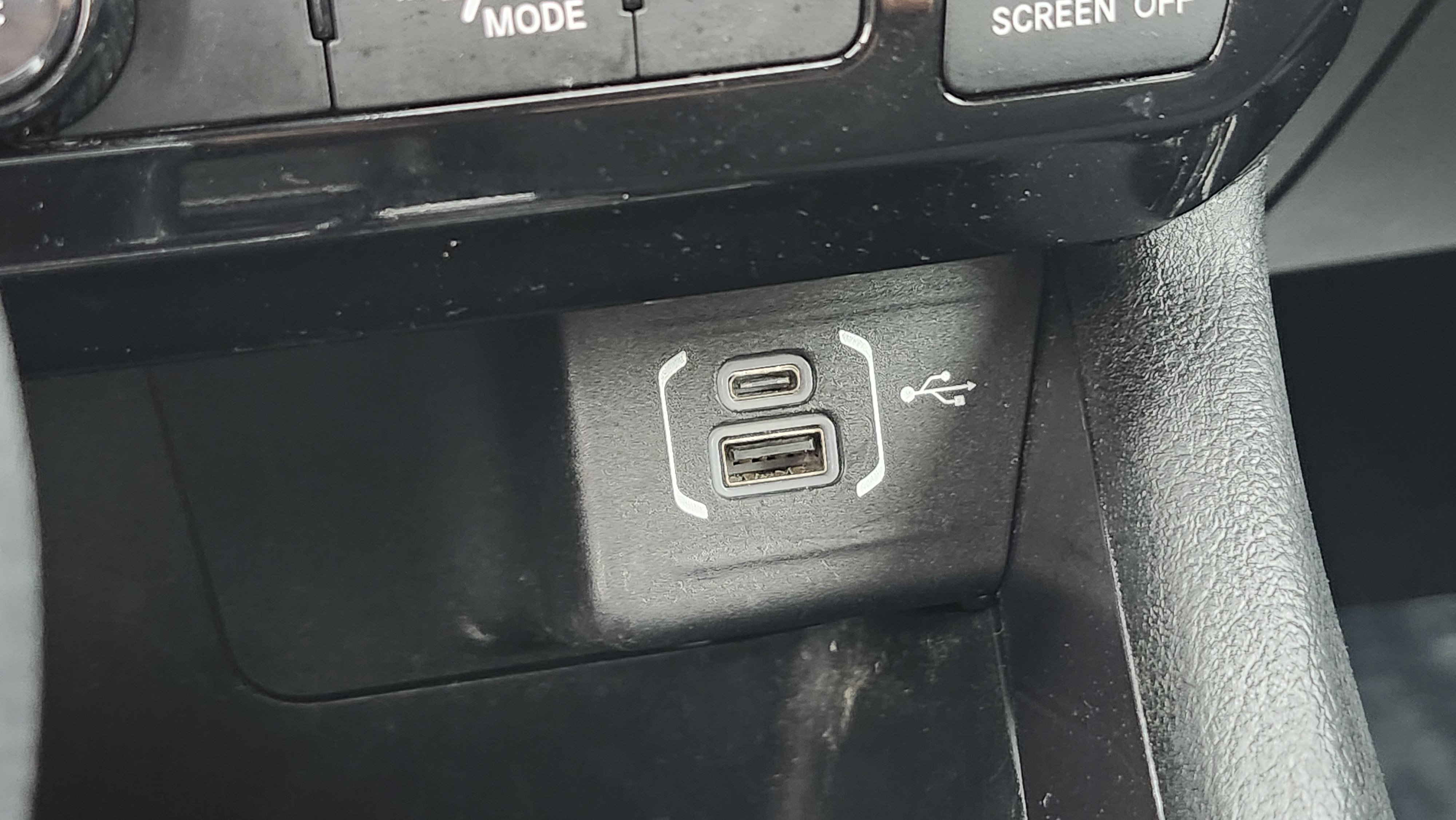 Used 2025 Jeep Compass Sport image 27