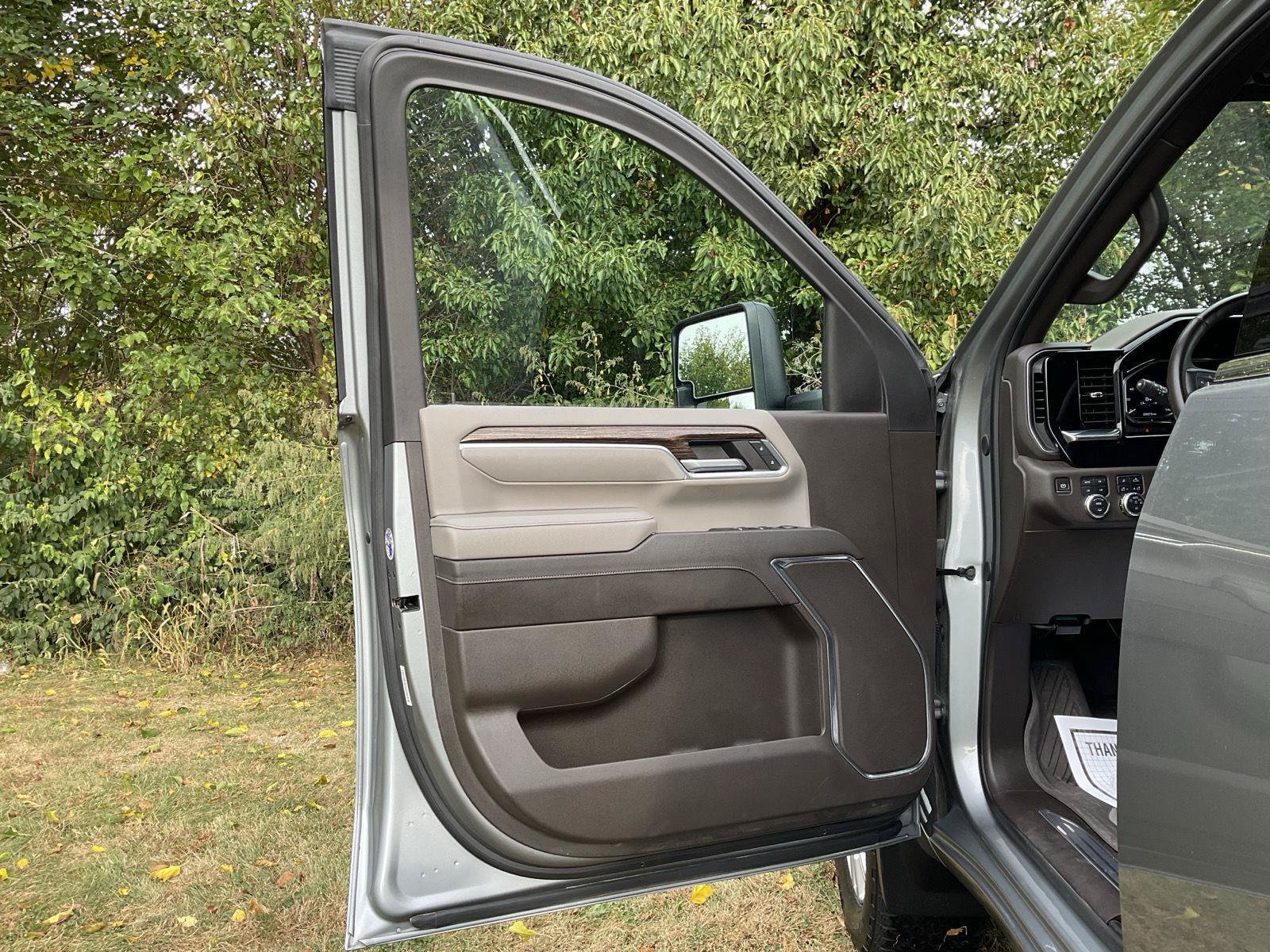 Certified 2024 GMC Sierra 2500 SLE w/ SLE Value Package; AWD/4WD image 9
