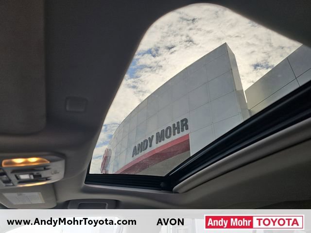 Used 2022 Toyota Highlander XLE image 25
