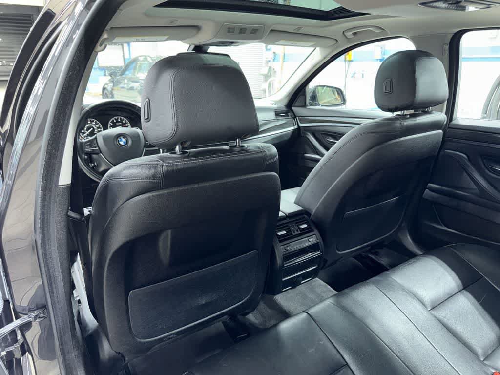 Used 2014 BMW 535i xDrive Sedan image 29