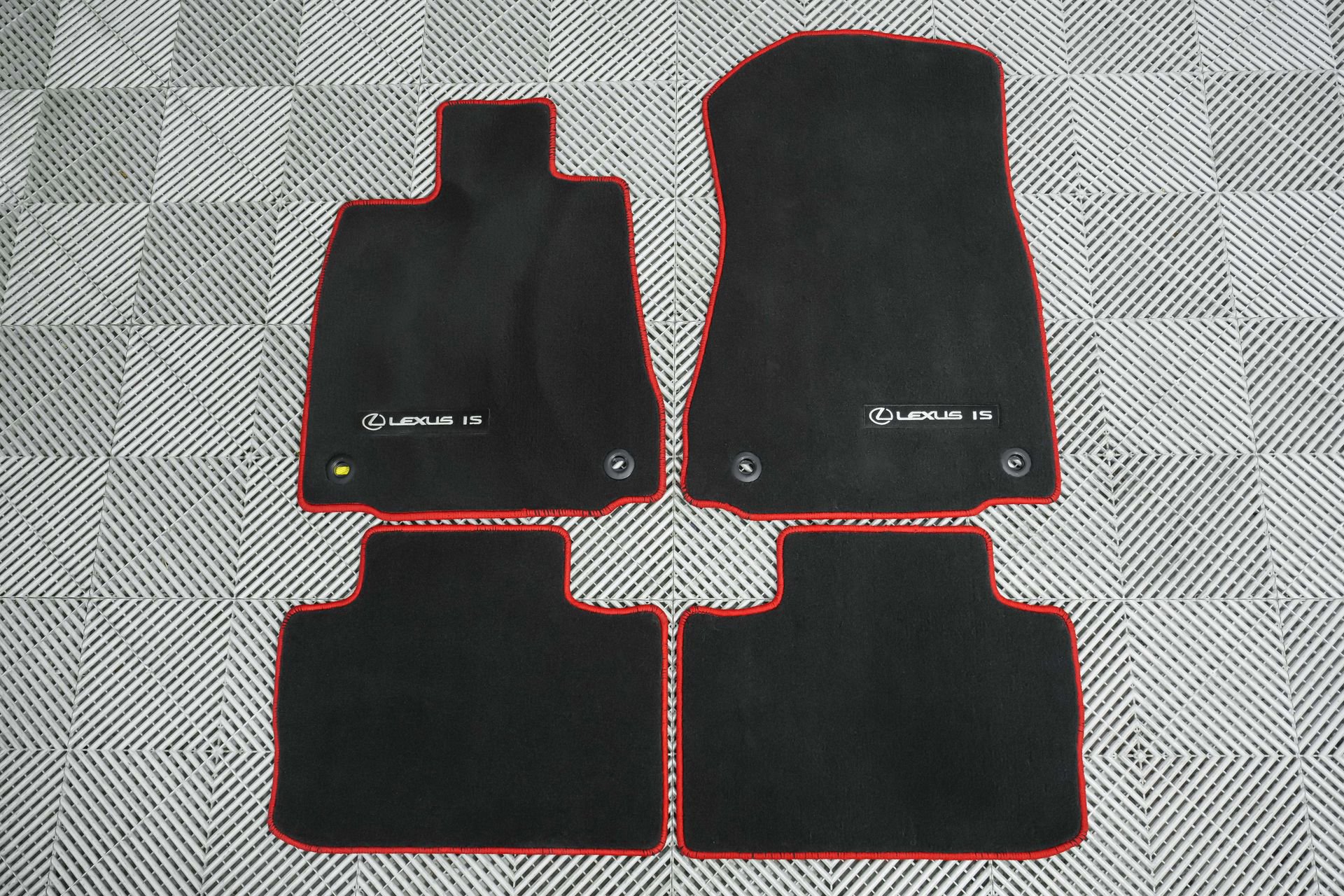 Used 2025 Lexus IS 500 w/ F-Sport Performance image 90