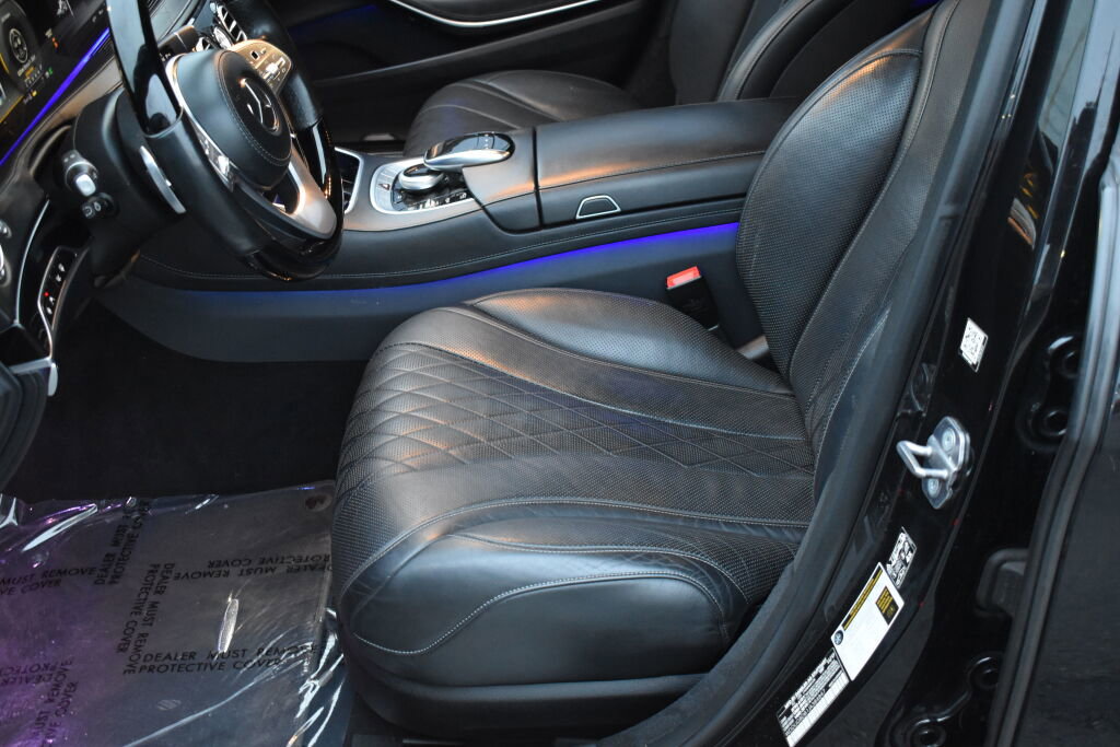 Used 2018 Mercedes-Benz S 560 Sedan w/ AMG Line Exterior image 16