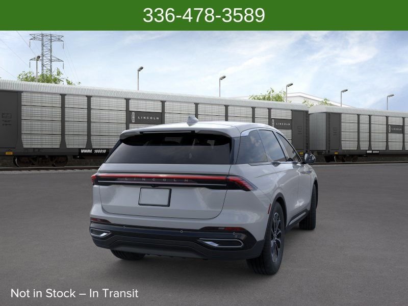 New 2026 Lincoln Nautilus Premier AWD/4WD image 8