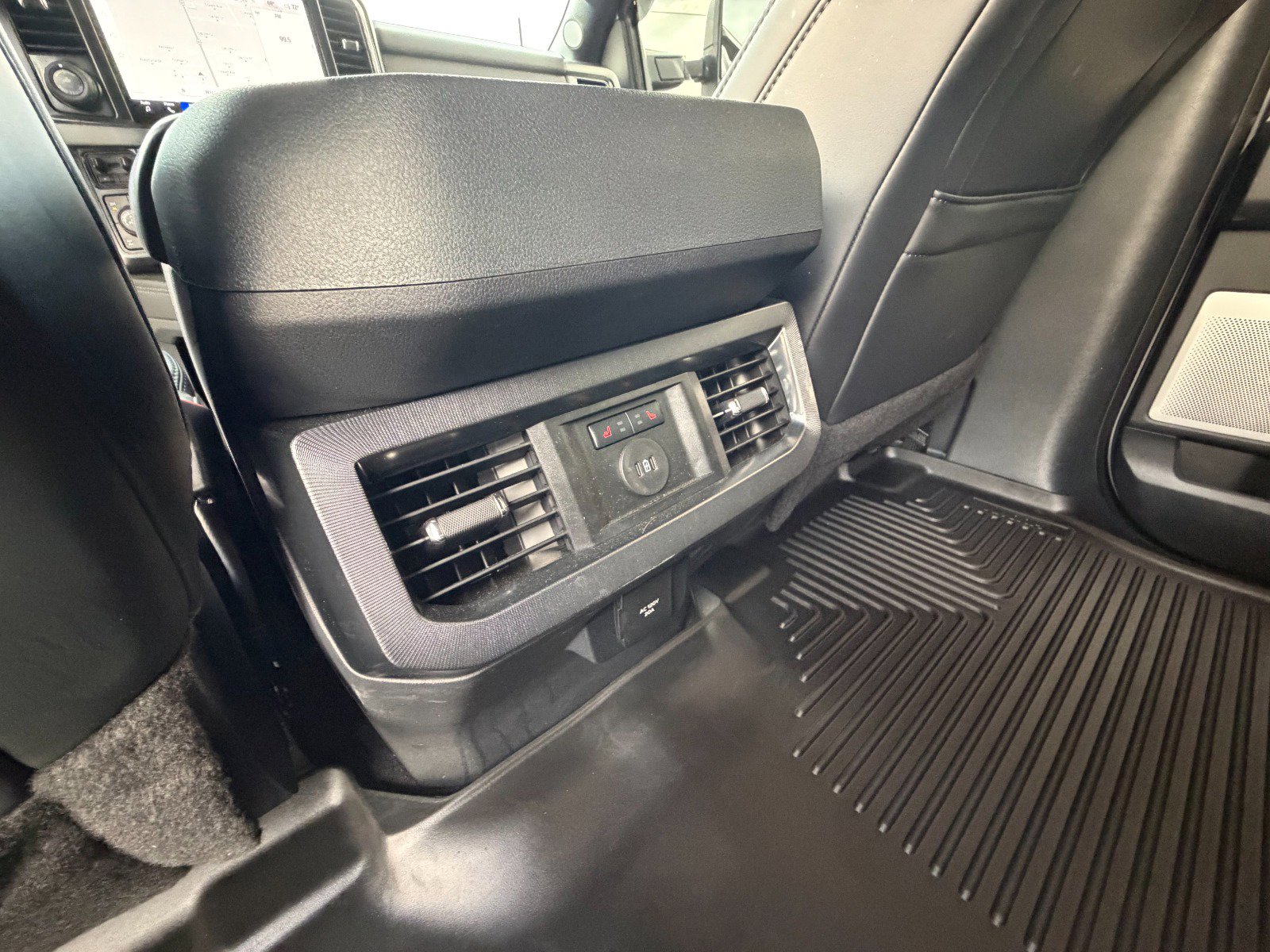 Used 2025 Ford F250 Platinum w/ Tremor Off-Road Package AWD/4WD image 26
