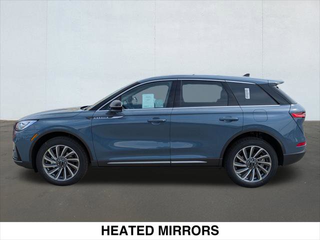 New 2025 Lincoln Corsair Reserve image 3