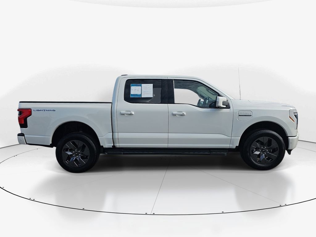 Used 2022 Ford F150 Lightning Lariat AWD/4WD image 5