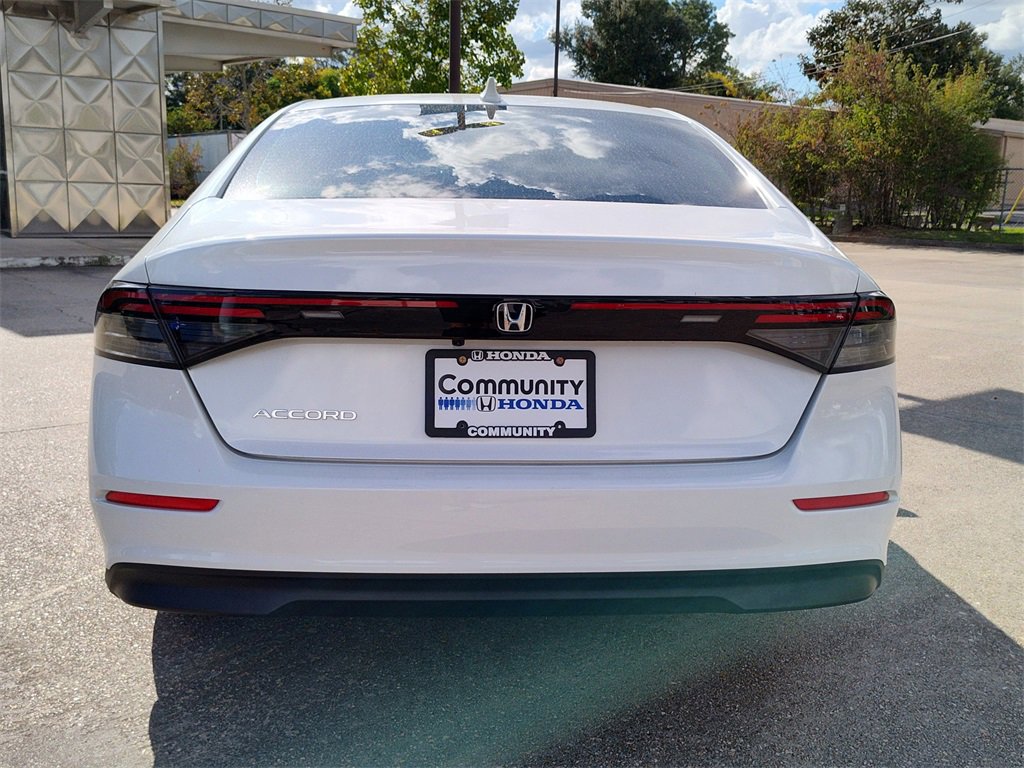 Certified 2024 Honda Accord EX image 7